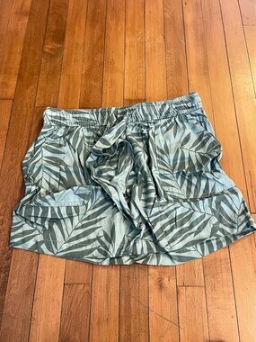 Nicole Miller Green Leaf Print Mini Skirt